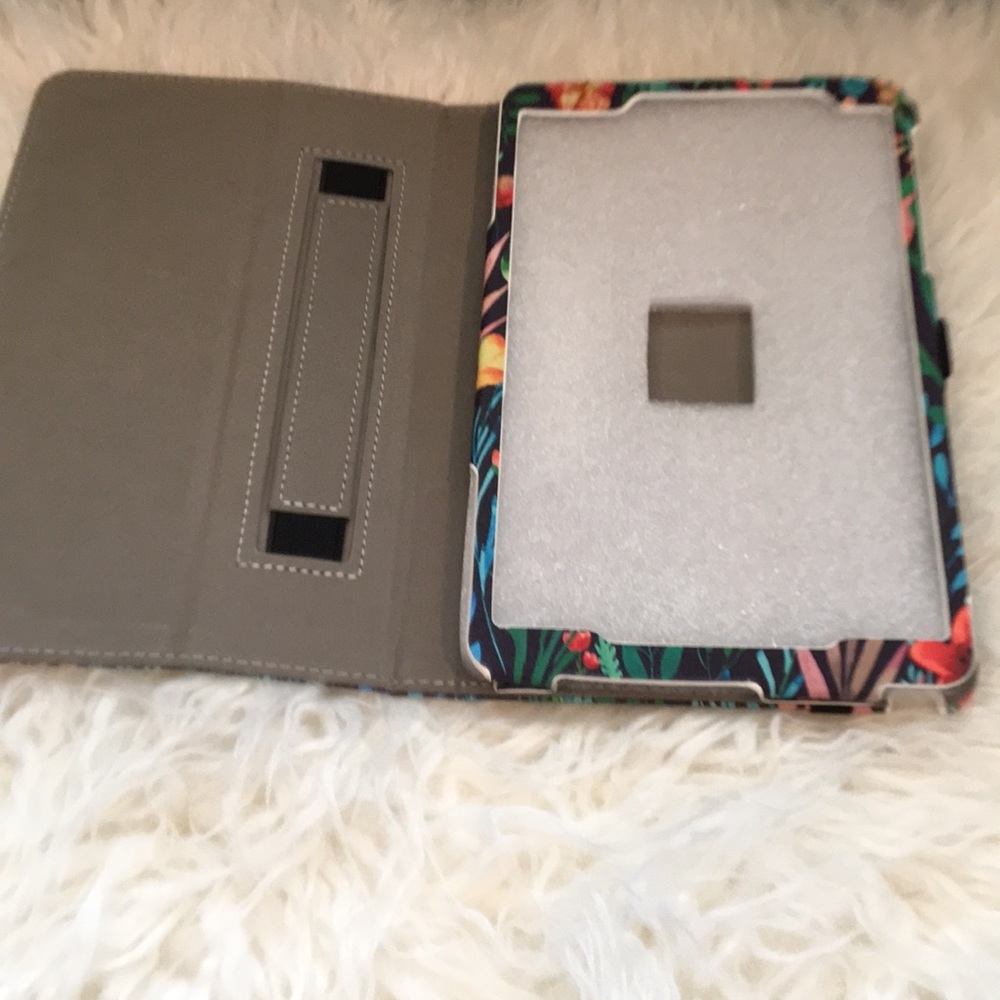 Tablet Case - image 3